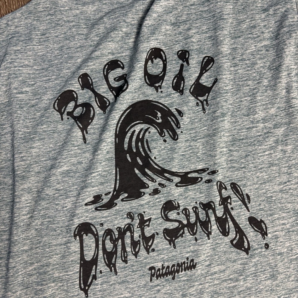 Patagonia Capilene Cool Daily Shirt Mens XL Blue Big Oil Dont Surf Short Sleeve - Picture 9 of 9